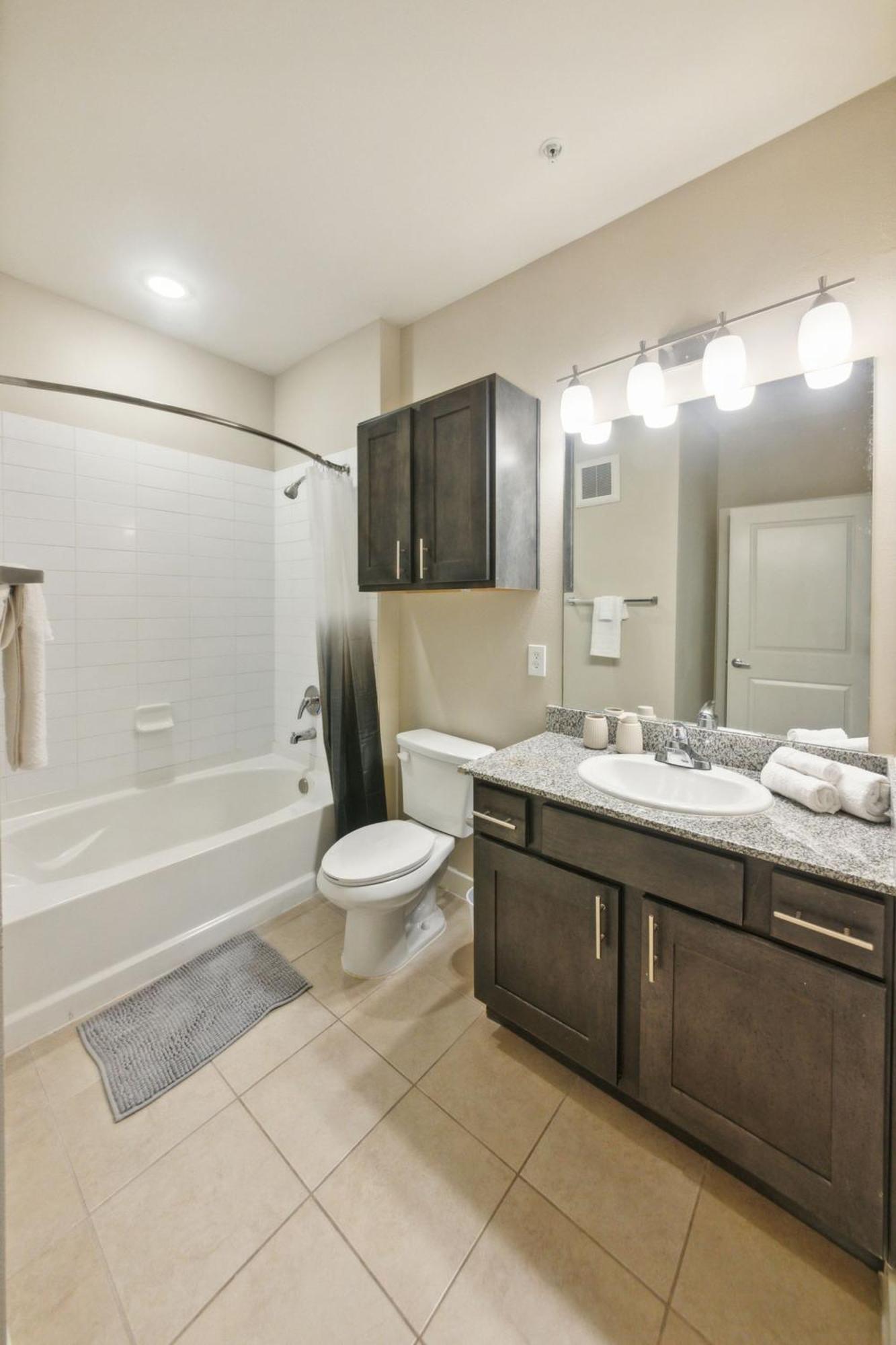 C Creek 4316 I New Construction 2bd I Gated Houston