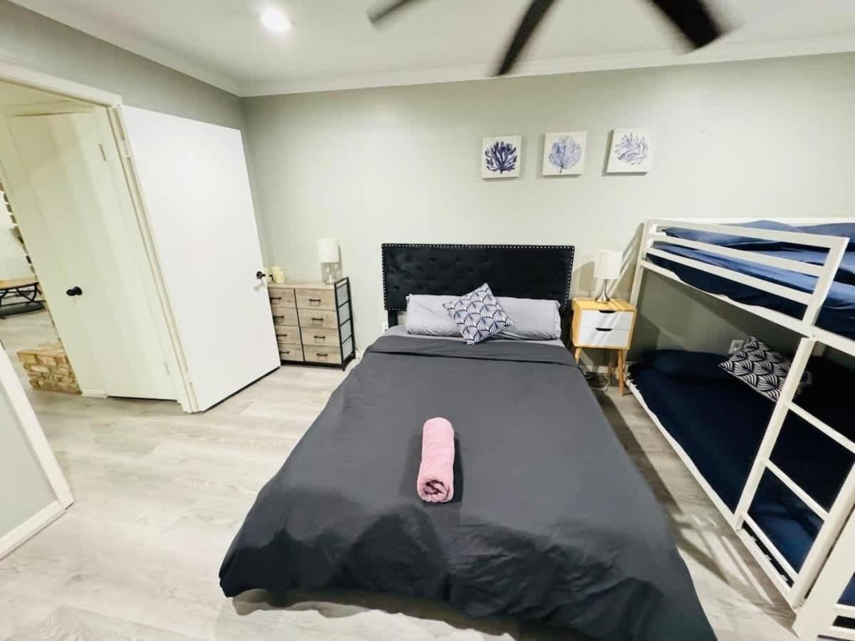 2710 Cozy Near Ikea Downtown Zoo 12 People *