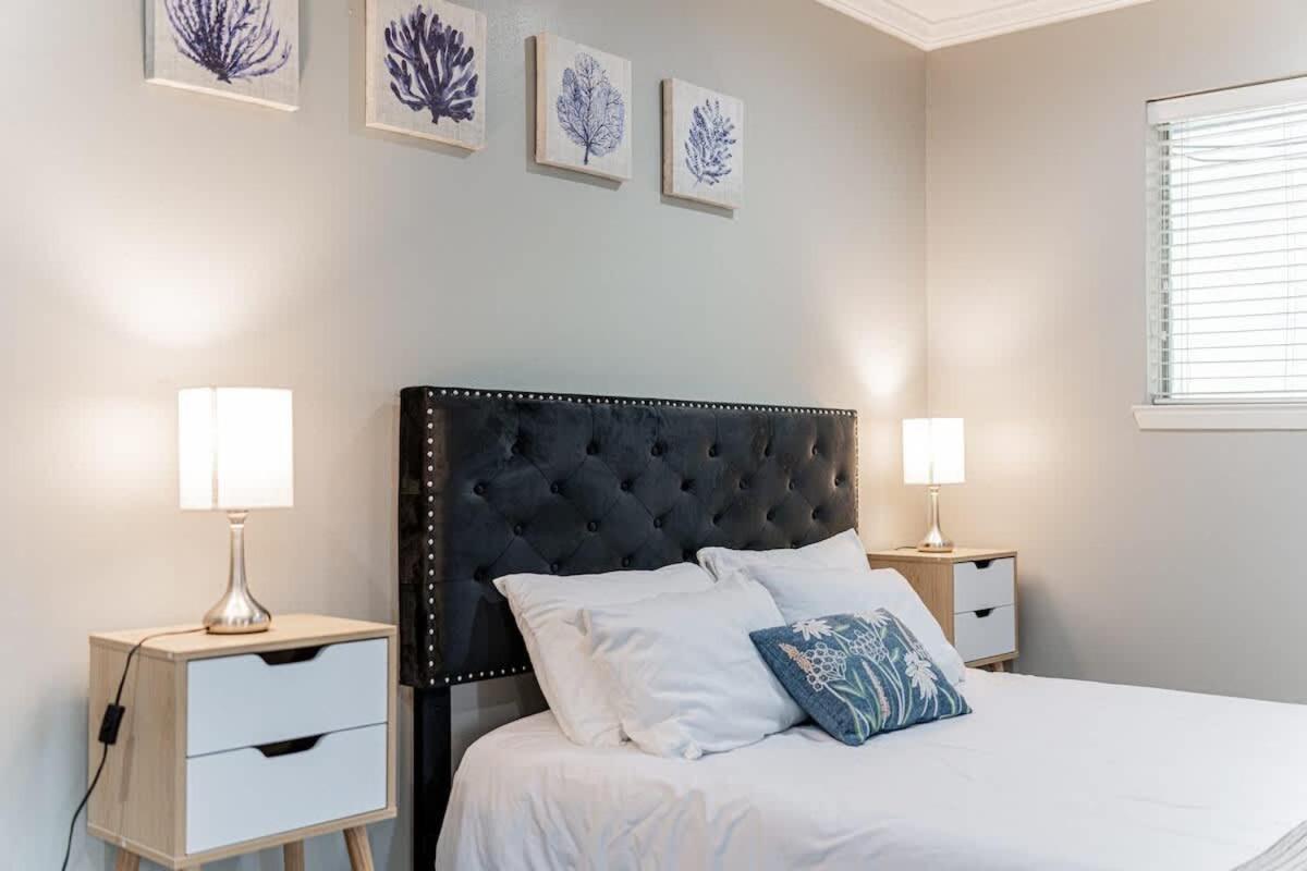 2710 Cozy Near Ikea Downtown Zoo 12 People Holiday home Houston
