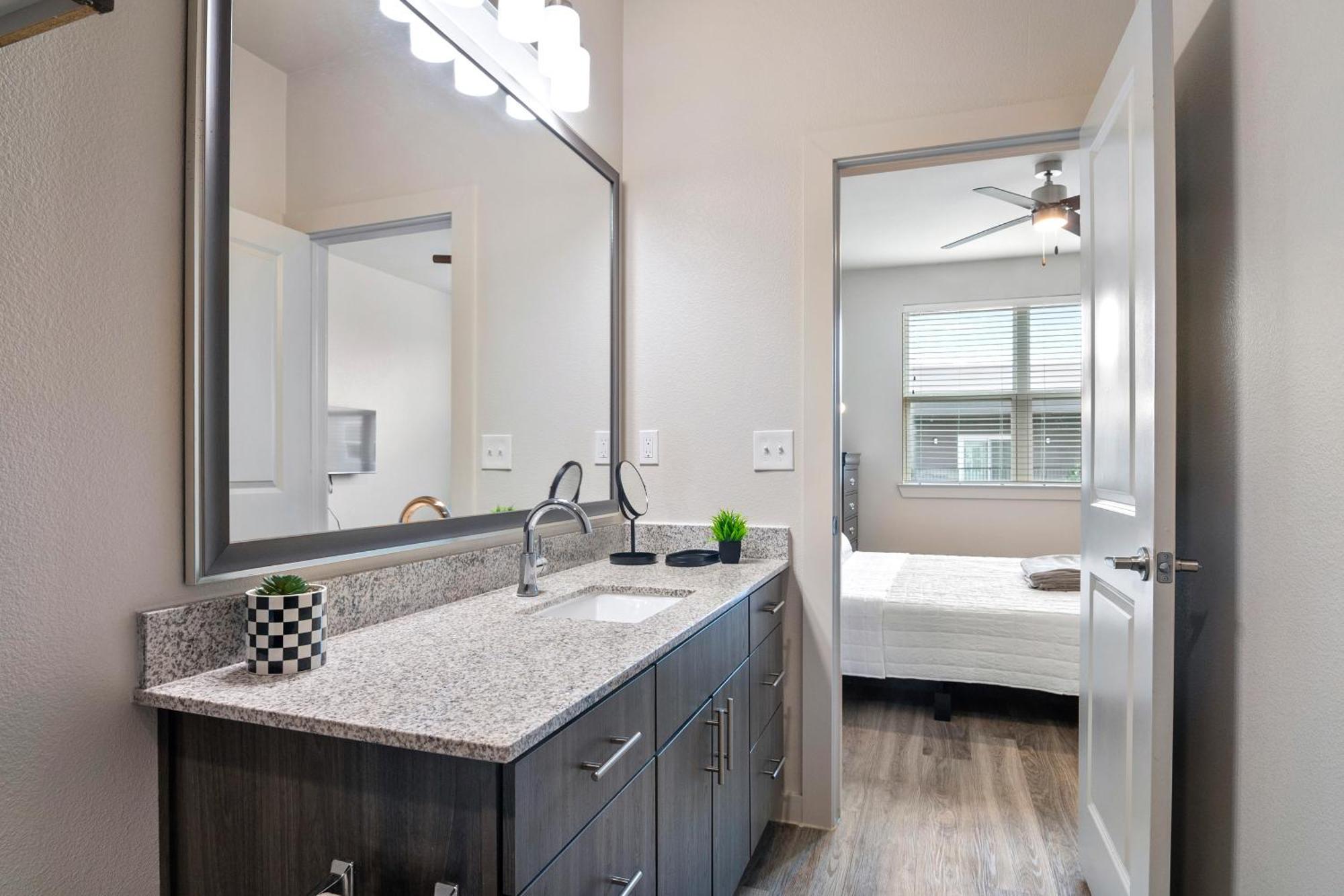 New Luxurious, Spacious 2bd Gated