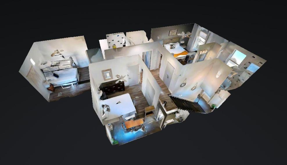 Holiday home Private Downtown Oasis Hot Tub & Fire Pit *
