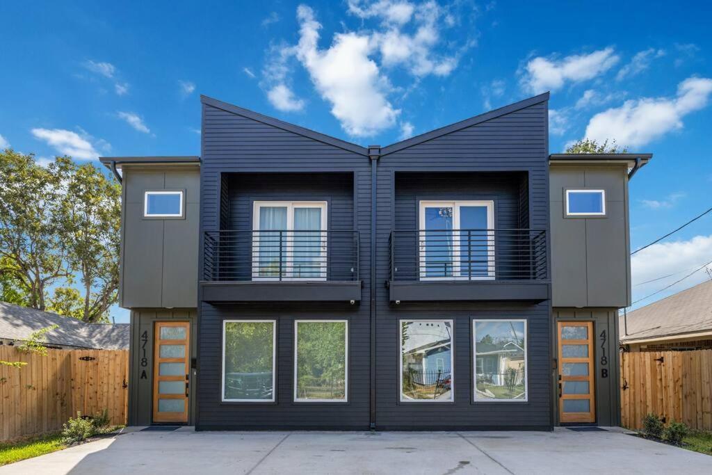 Modern 3br Near Minute Maid Ensuite & Balcony *
