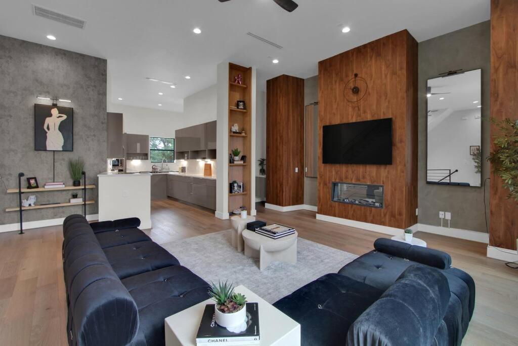 Holiday home Newly Constructed Winsome Village B Galleria Area *