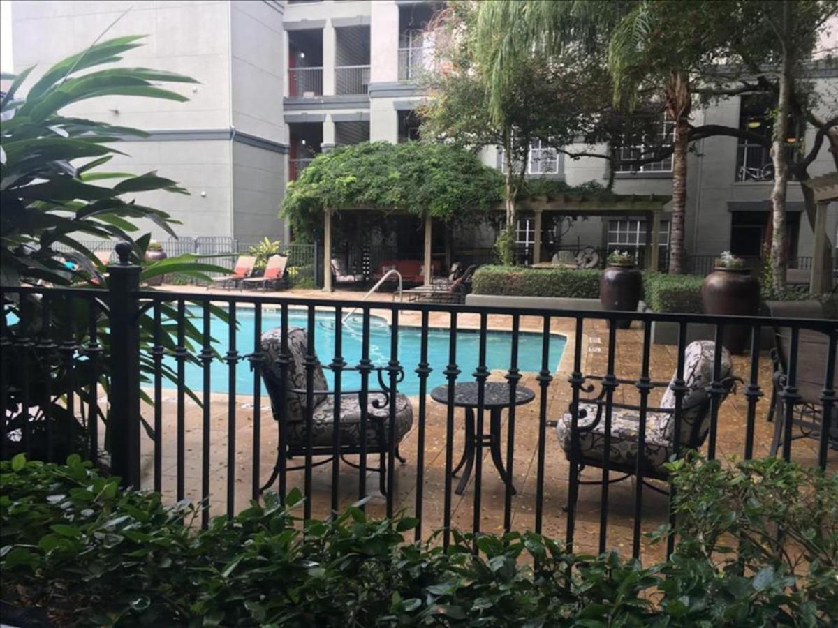 Style Apt/home In Medical Centre Houston