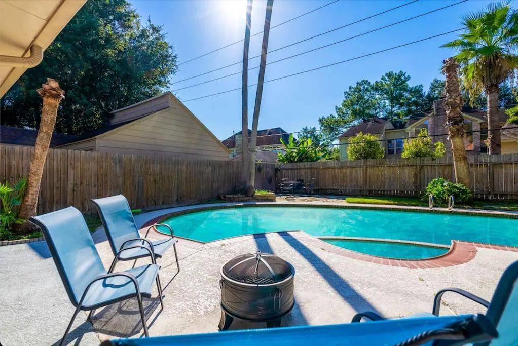 Relax And Refresh Private Pool!