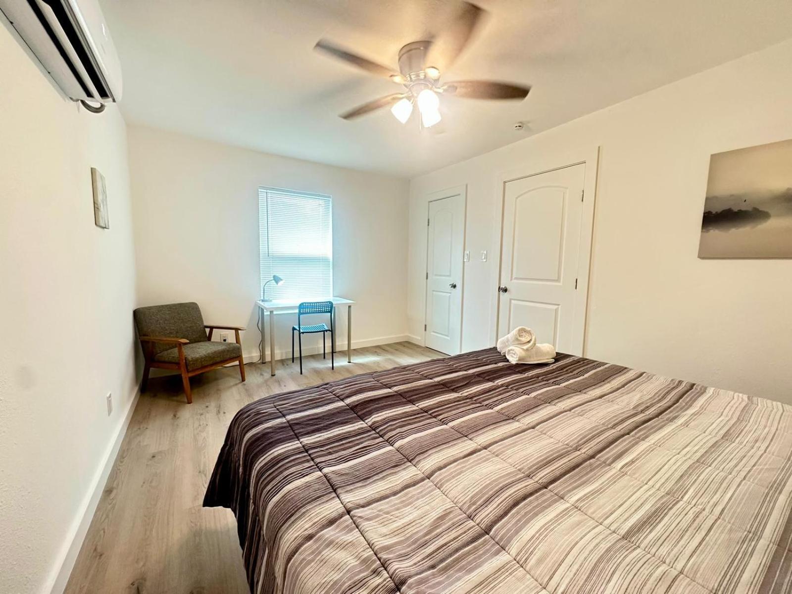 1br And 1 Ba In The Prime Location Of Montrose, Houston's Best Spots Apartment *