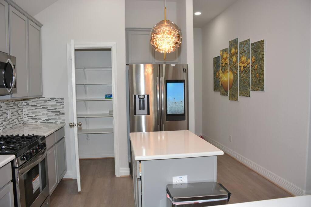 Holiday home Bright And Cozy 3br- Great Location For Exploring