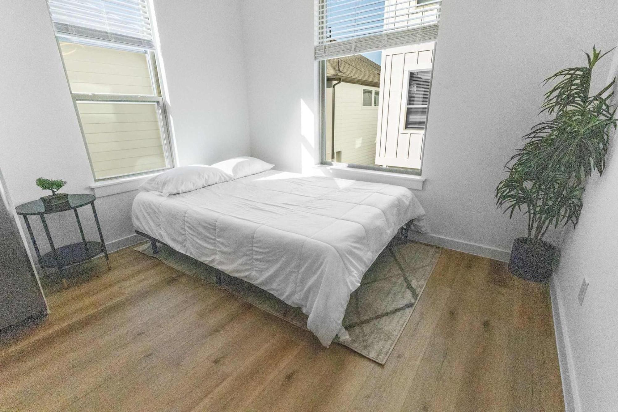 Spacious 3bd With Pool I Near Hotspots I Sleeps 12 Holiday home *