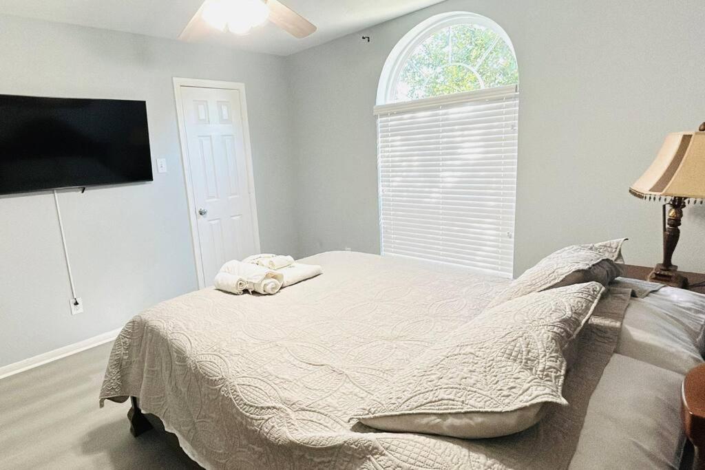 Charming Spacious House 5bed 3bath Holiday home Houston