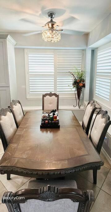 Charming Spacious House 5bed 3bath * Houston