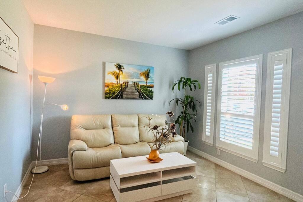 Charming Spacious House 5bed 3bath Houston