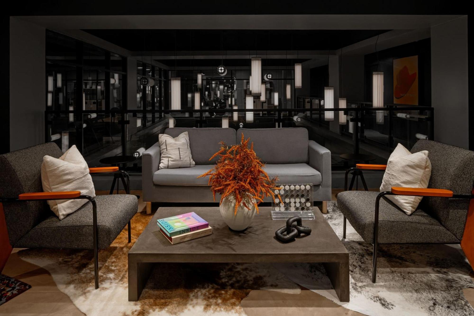 Moxy Downtown Hotel Houston