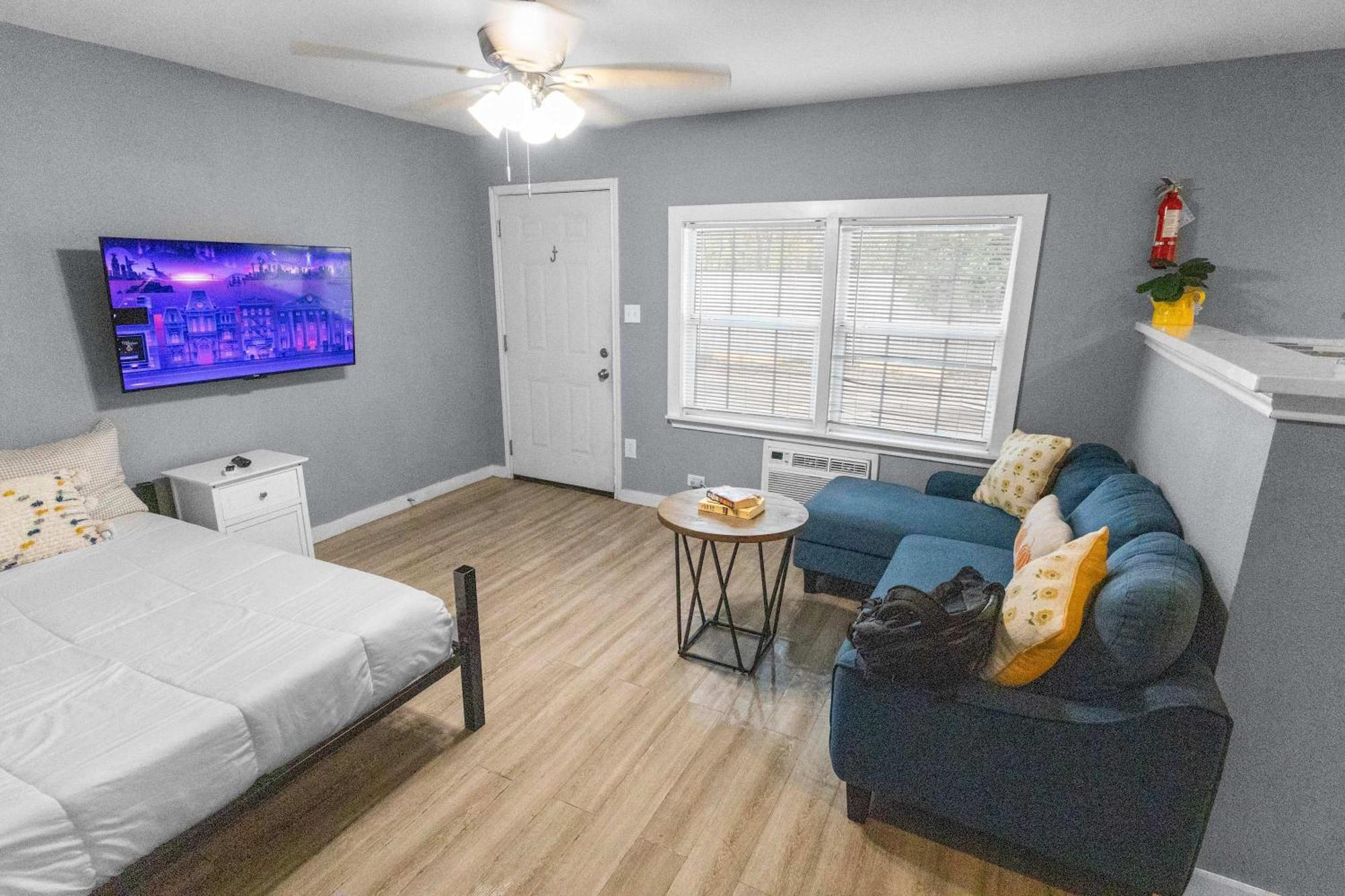 Apartment Htx Spacious Apt I Parking I Near Dtown I Nrg *