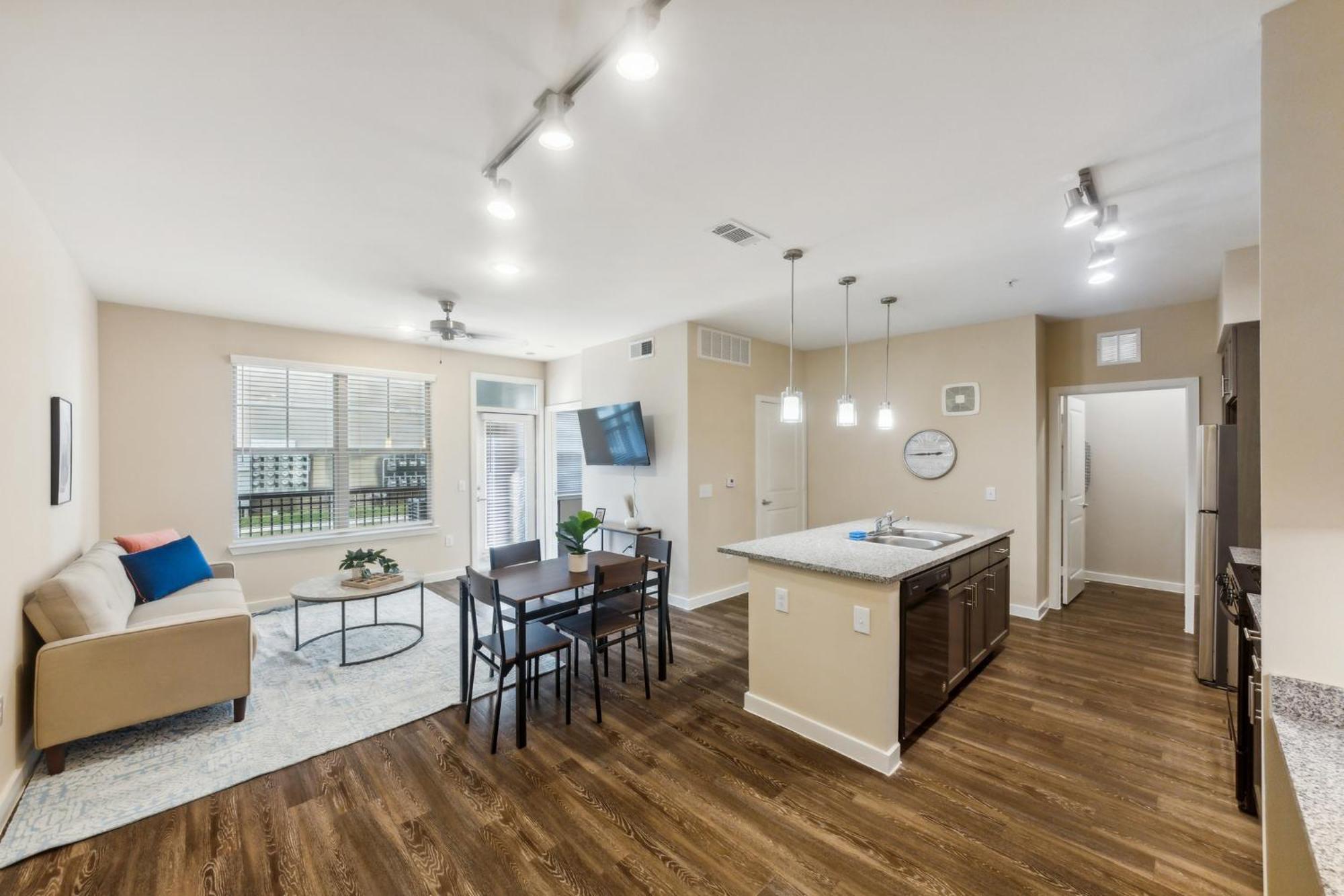 Cullen 6103 I New Construction 1bd I Gated Houston
