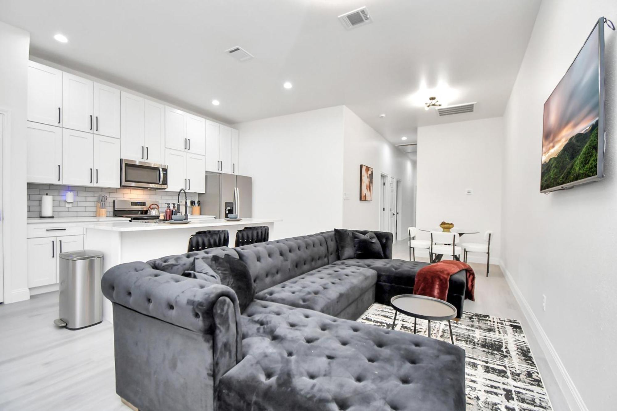 Contemporary Luxury 3 Bed - Nrg-med Center Holiday home *