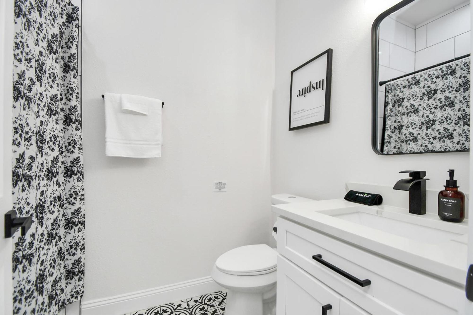 Contemporary Luxury 3 Bed - Nrg-med Center *
