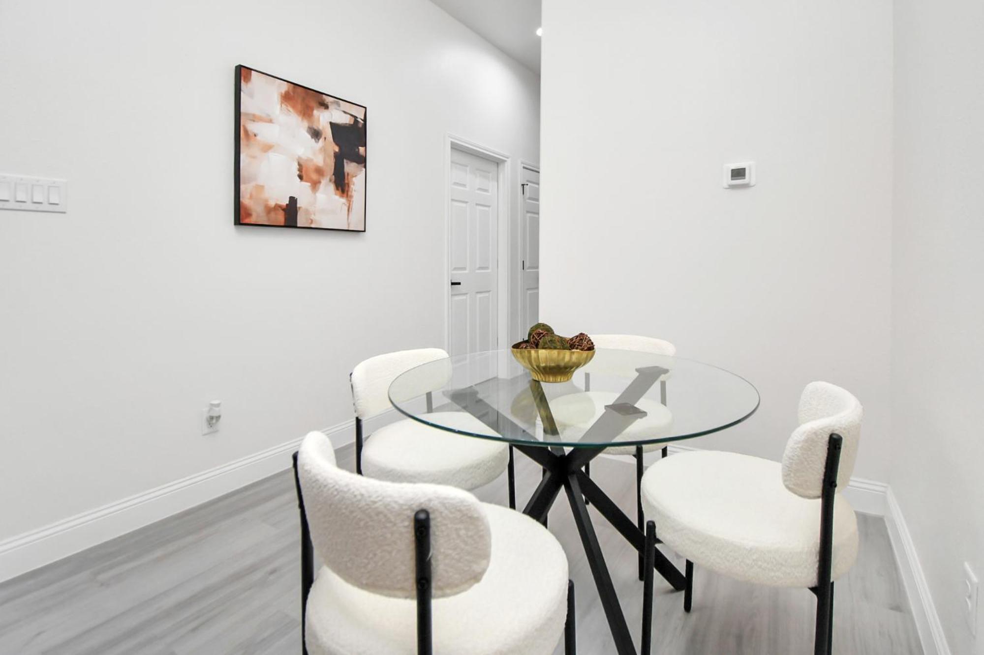 Contemporary Luxury 3 Bed - Nrg-med Center