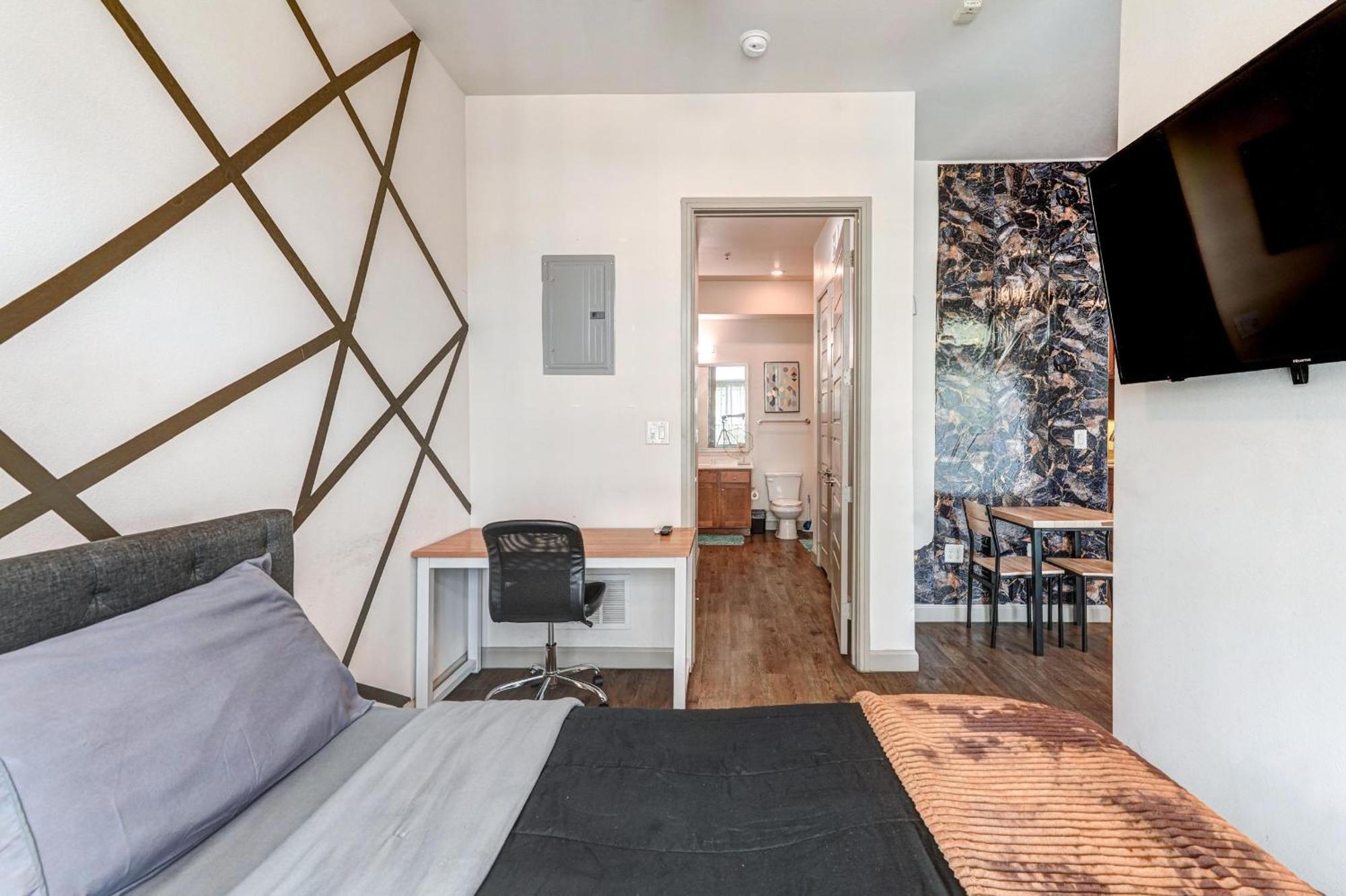 Apartment Downtown Petok Free Wi-fi Rooftop Lounge Houston