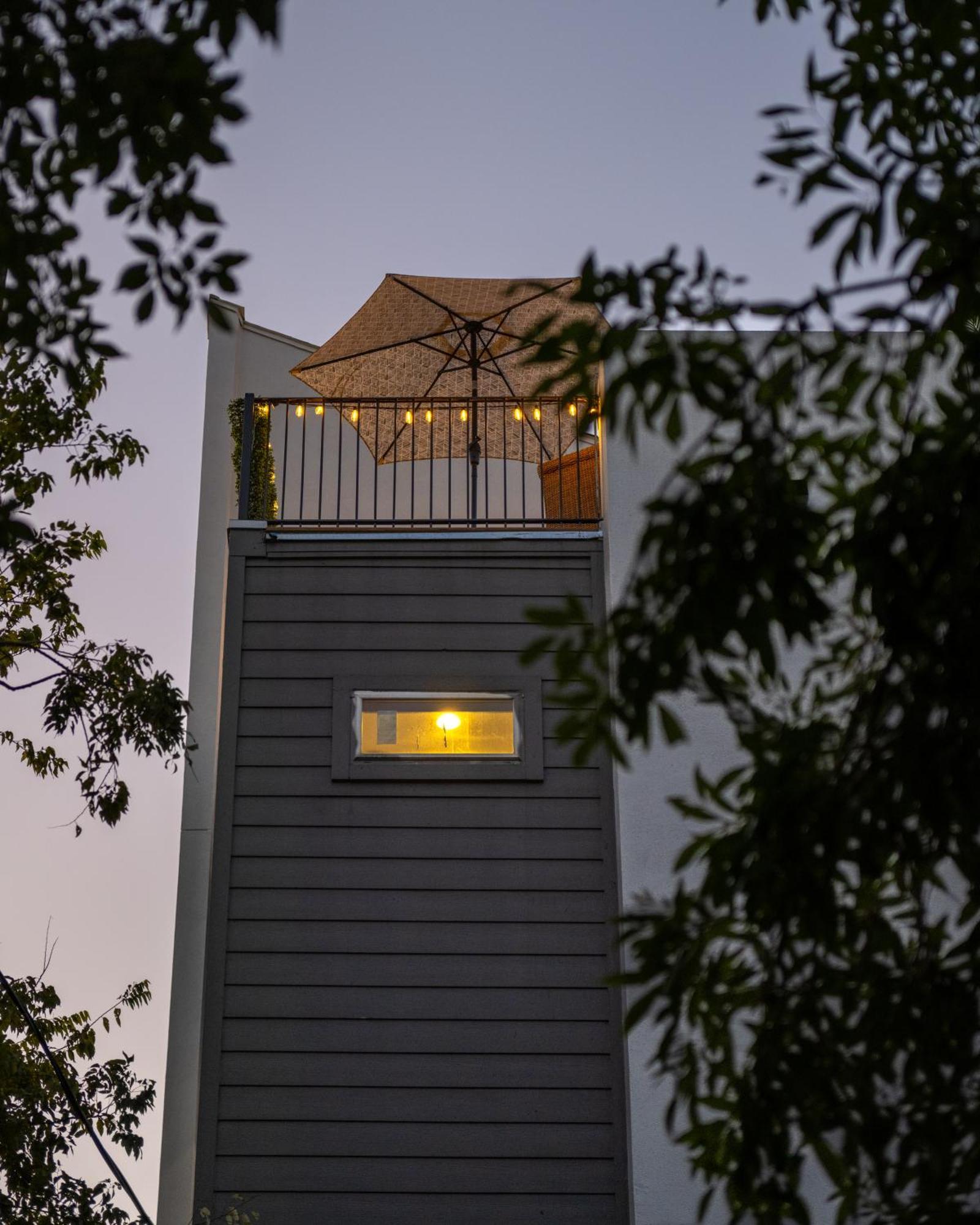 Luxury Finishes Sleeps 10 Spacious Layout Private Rooftop & Bbq & Mini Gym - Close To Everything * Houston