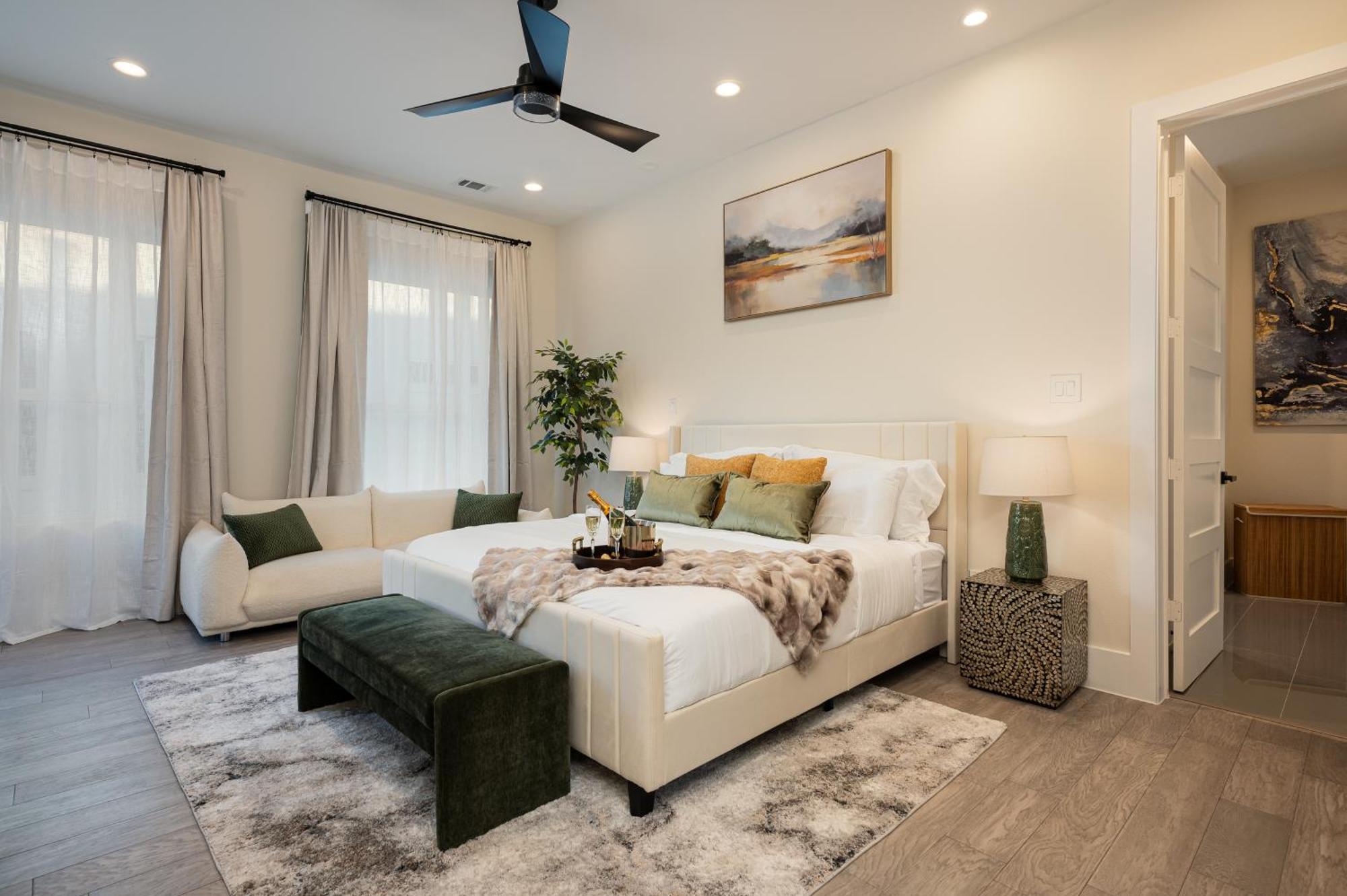 Luxury Finishes Sleeps 10 Spacious Layout Private Rooftop & Bbq & Mini Gym - Close To Everything * Houston