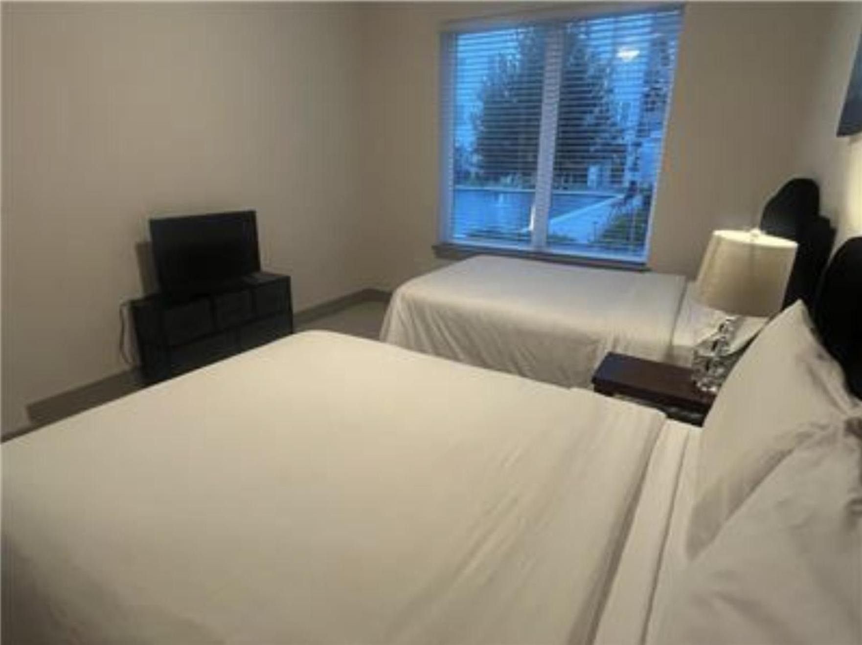 Apartment Resort-style Near The Galleria