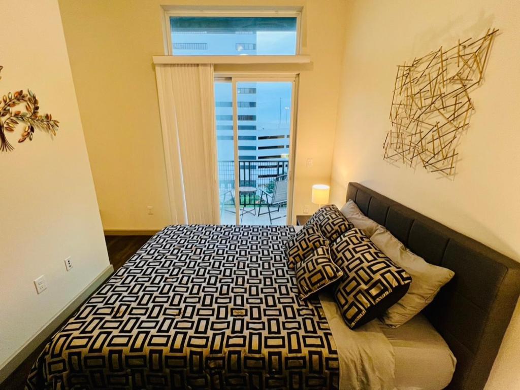 Apartment Downtown Free Parking - Pool - Gym - Fully Kitchen *