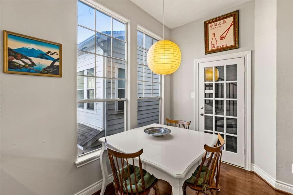 Private 3-story - Near Med Center - Museums Holiday home *