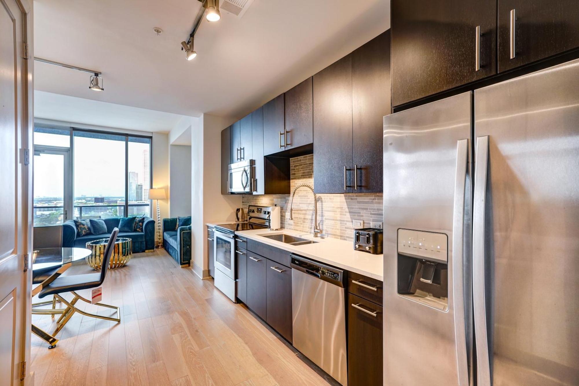 Hanover Post Oak Apartment
