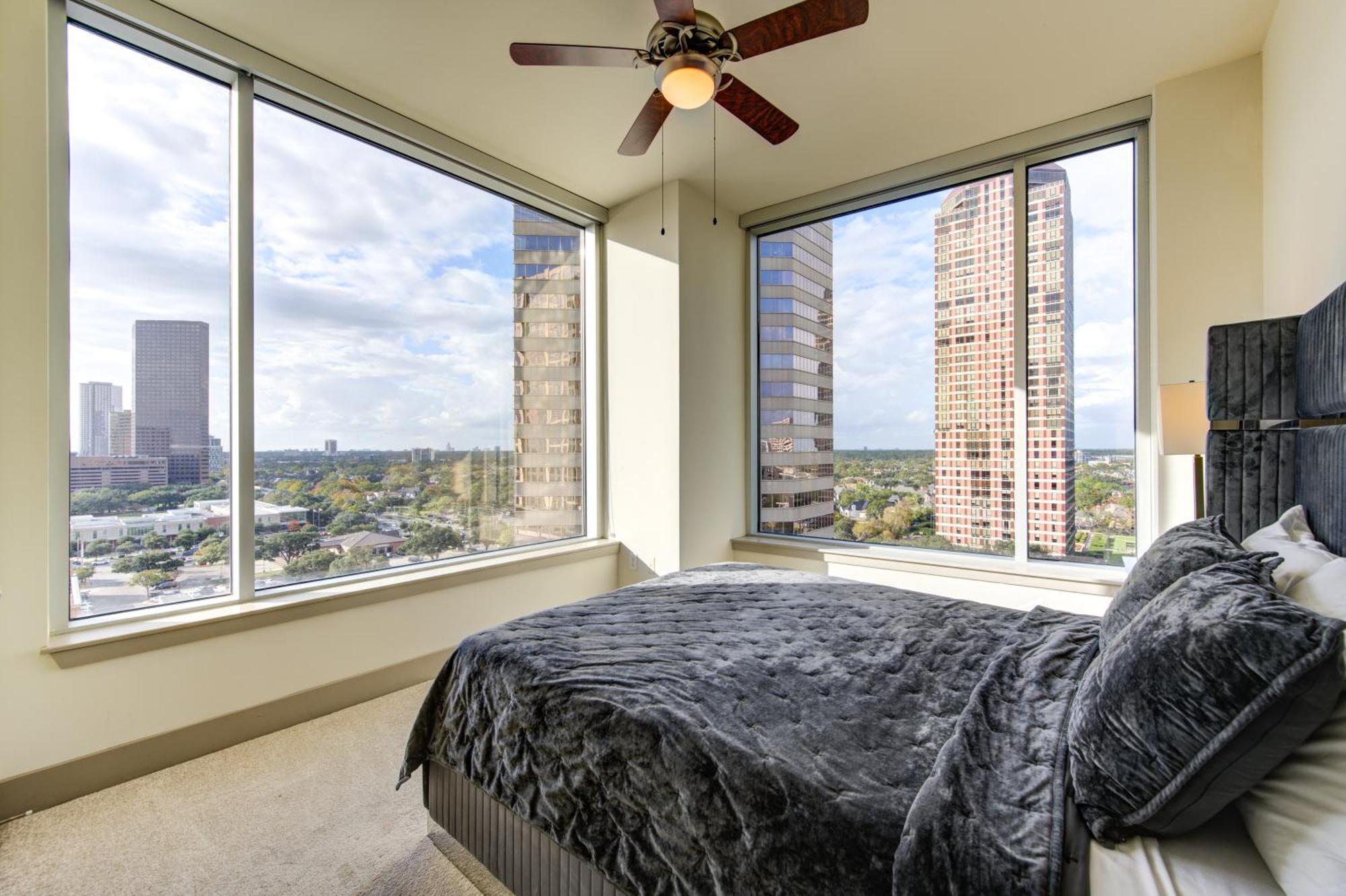 Hanover Post Oak * Houston