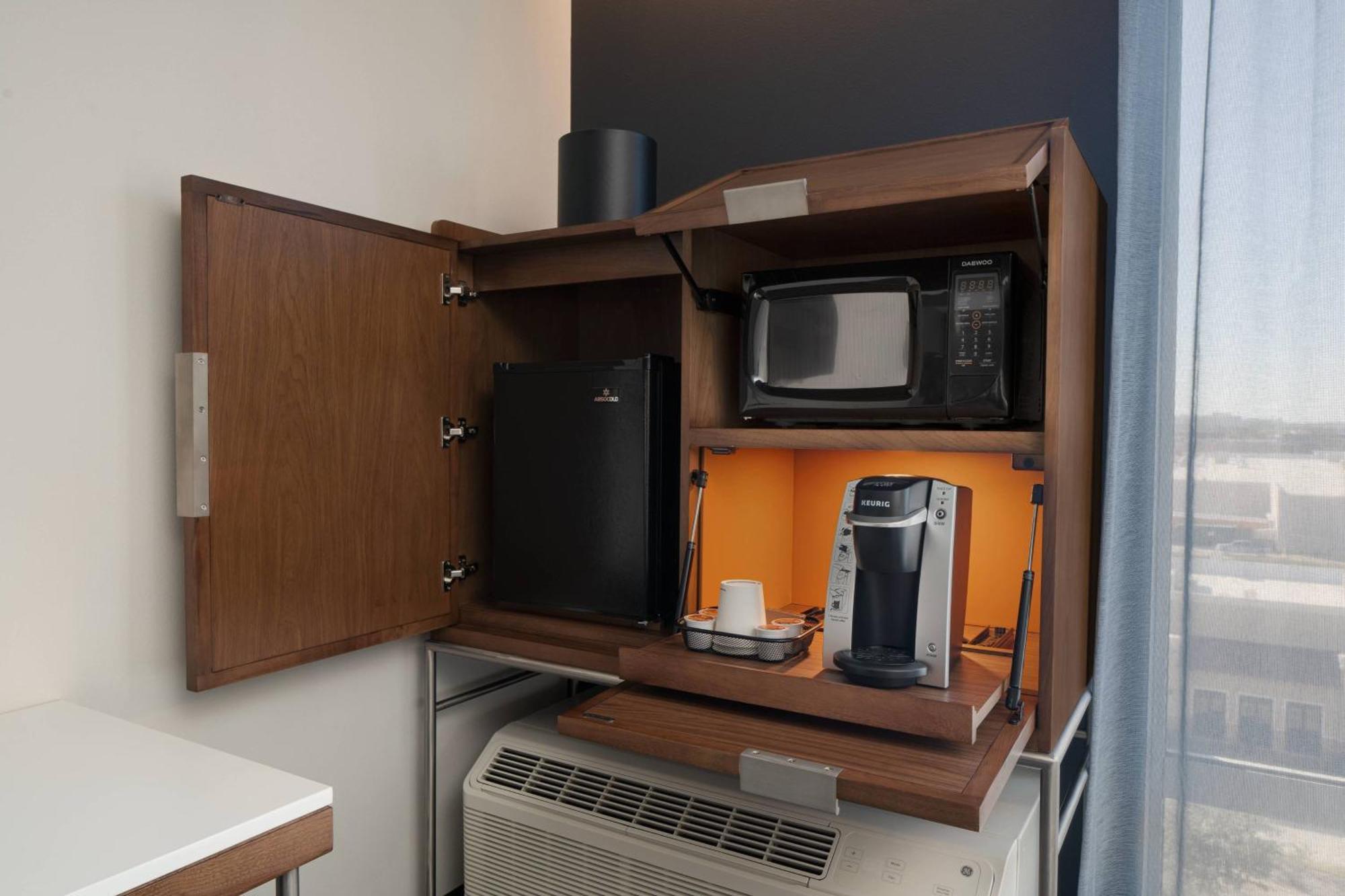 Courtyard By Marriott I-10 West/memorial Hotel 3*