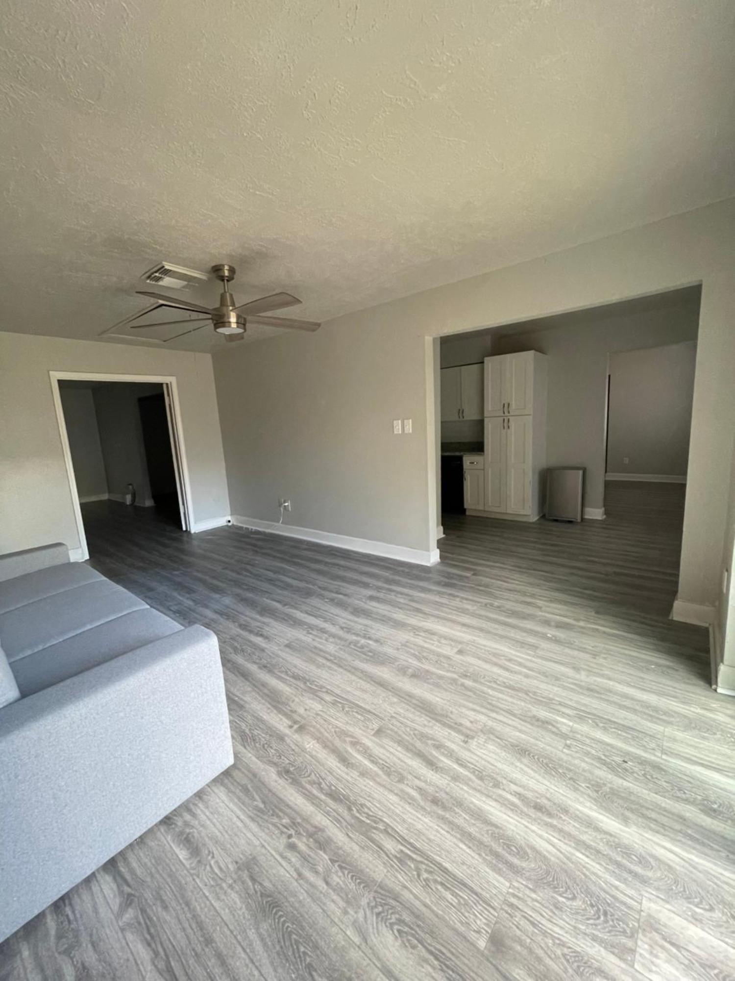 Apartment Charming Spacious 2br Near Chinatown-entire Townhouse Houston