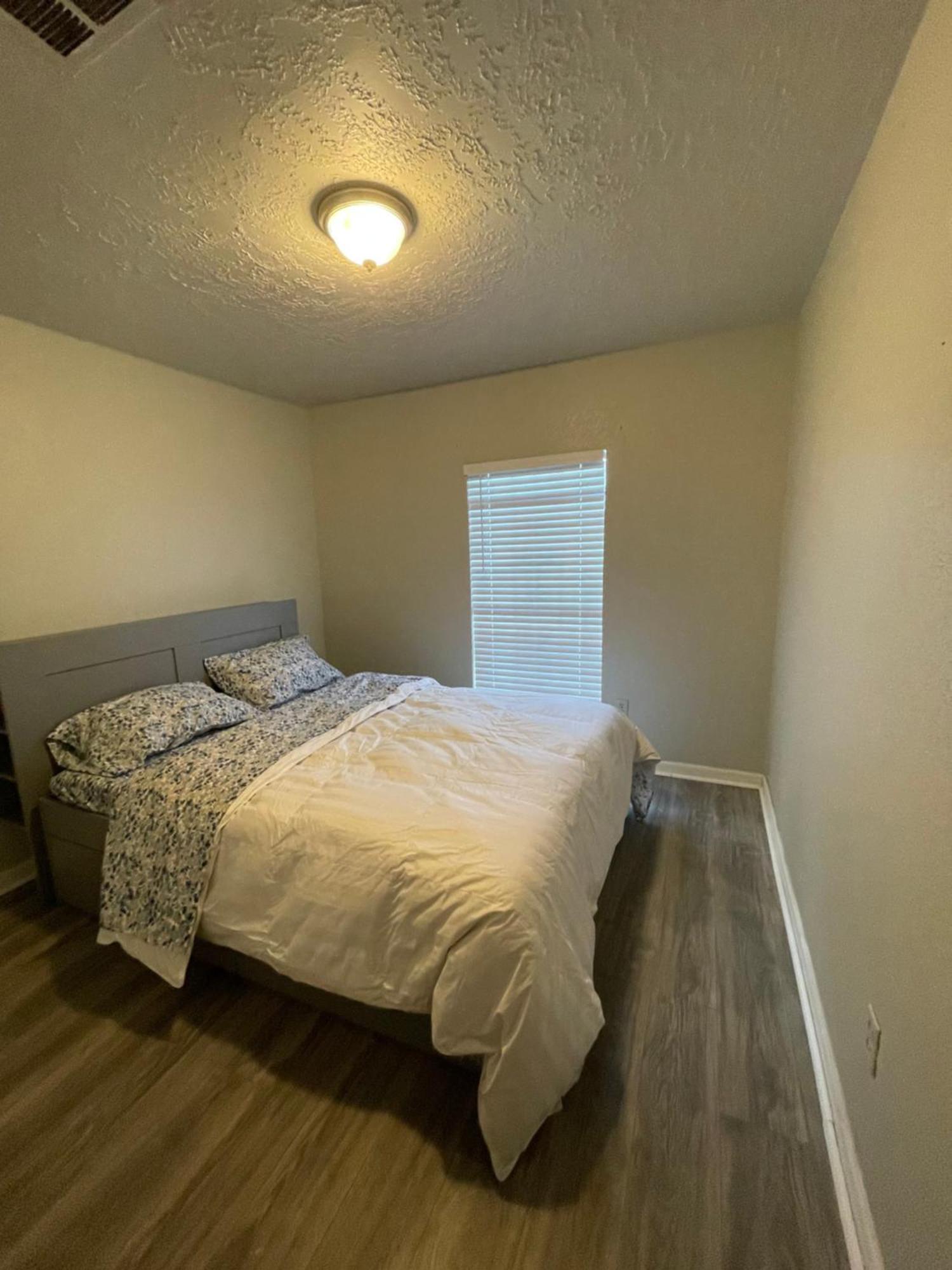 Charming Spacious 2br Near Chinatown-entire Townhouse