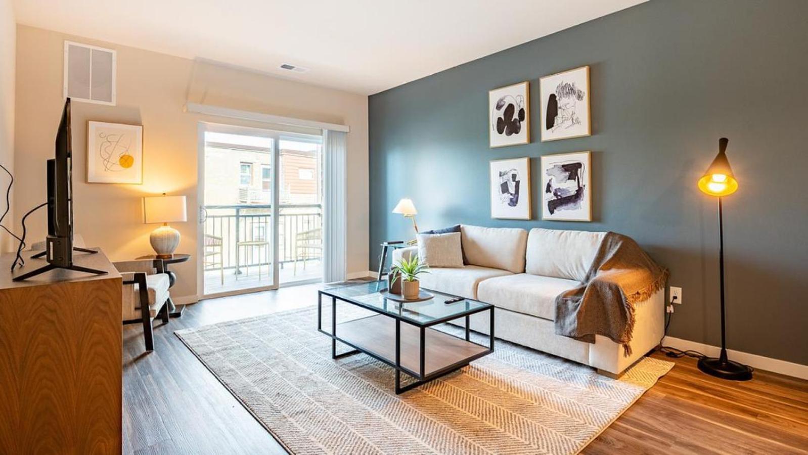 Landing At The Briarly - 2 Bedrooms In Westside Houston