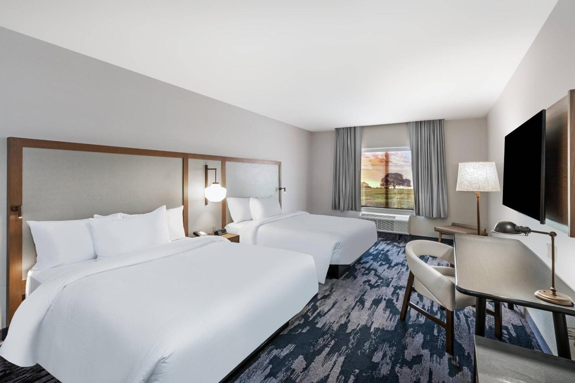 Fairfield & Memorial Area Hotel 3*