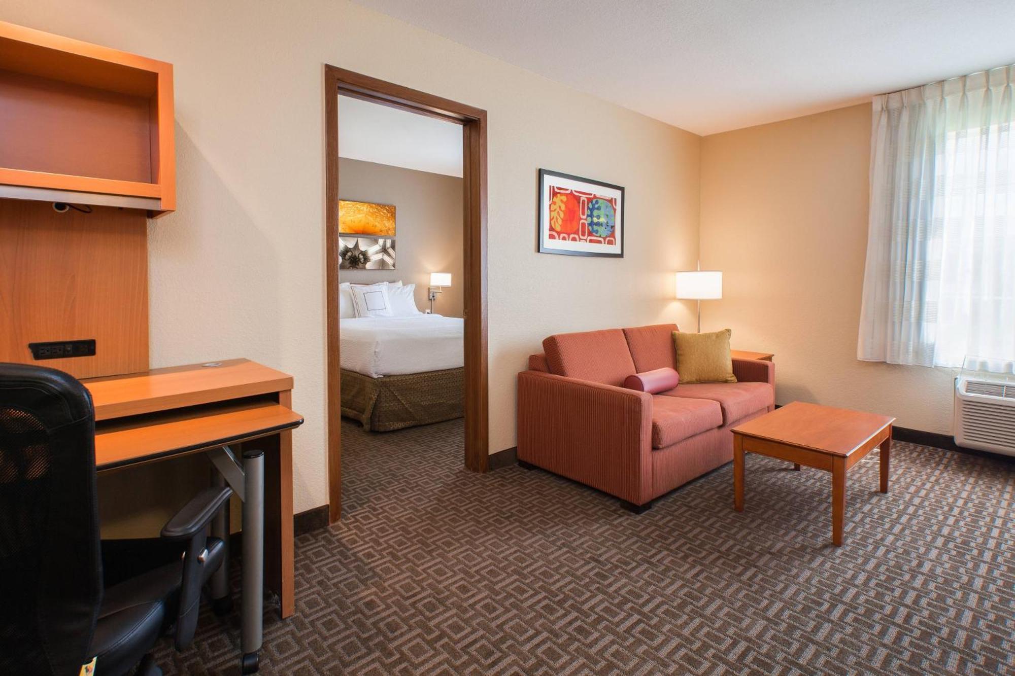 Towneplace Northwest Hotel