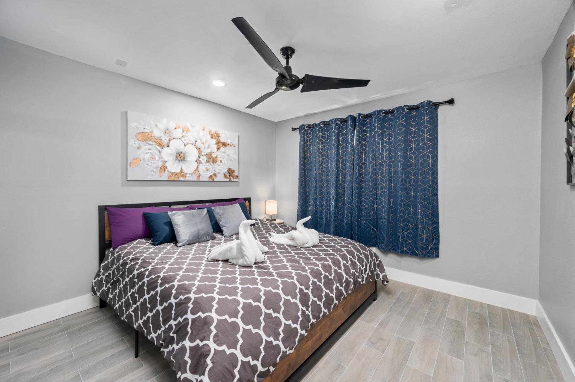 Apartment Relaxing 2br Haven In Heights With Pool And Free Parking