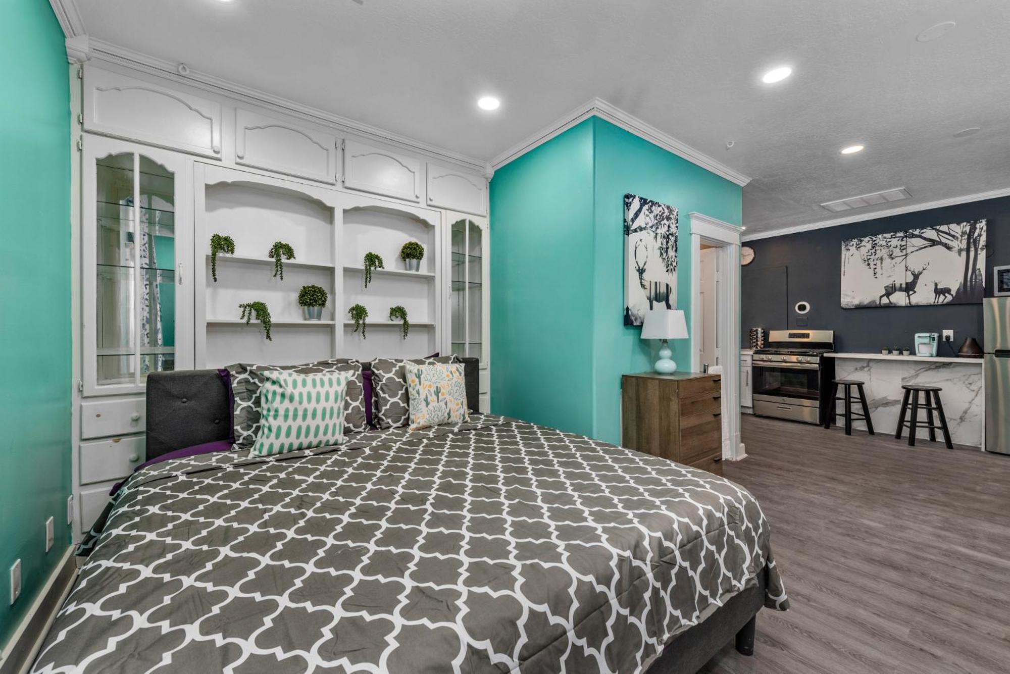 Comfy With King Bed & Full Kitchen - Near Attractions Apartment Houston