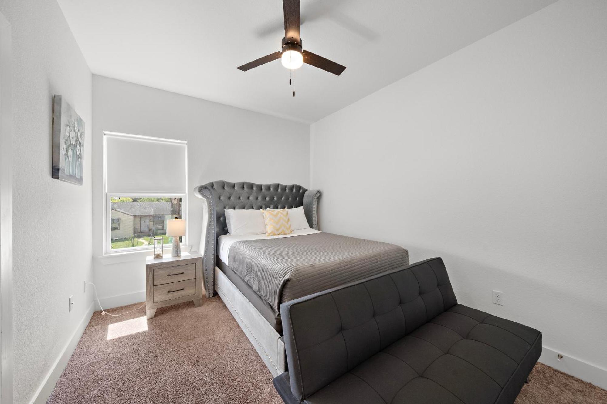 Luxury Near Med Center, Uptown & Downtown