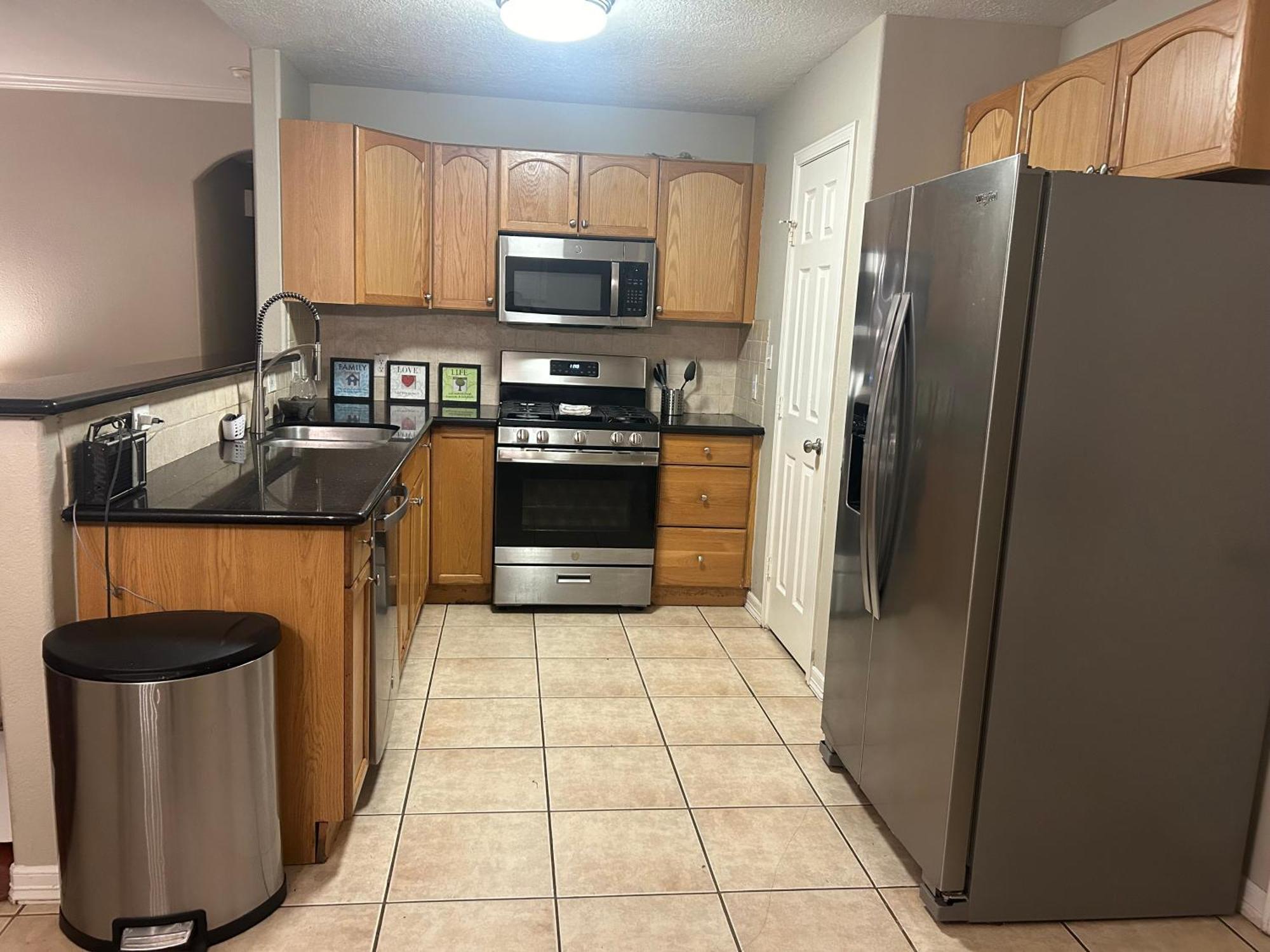 Sanctuary- Pristine And Spacious- Near Downtown * Houston