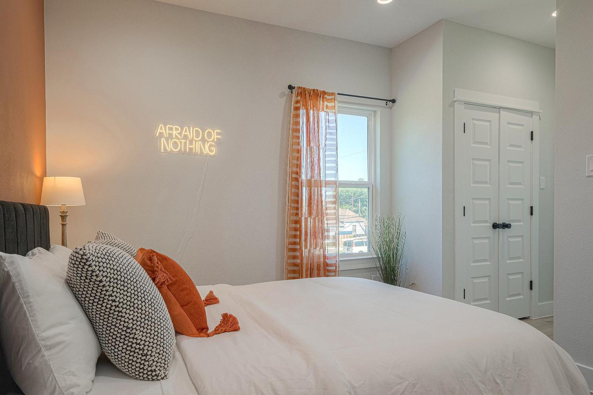 Boho Chic Downtown Retreat Holiday home *