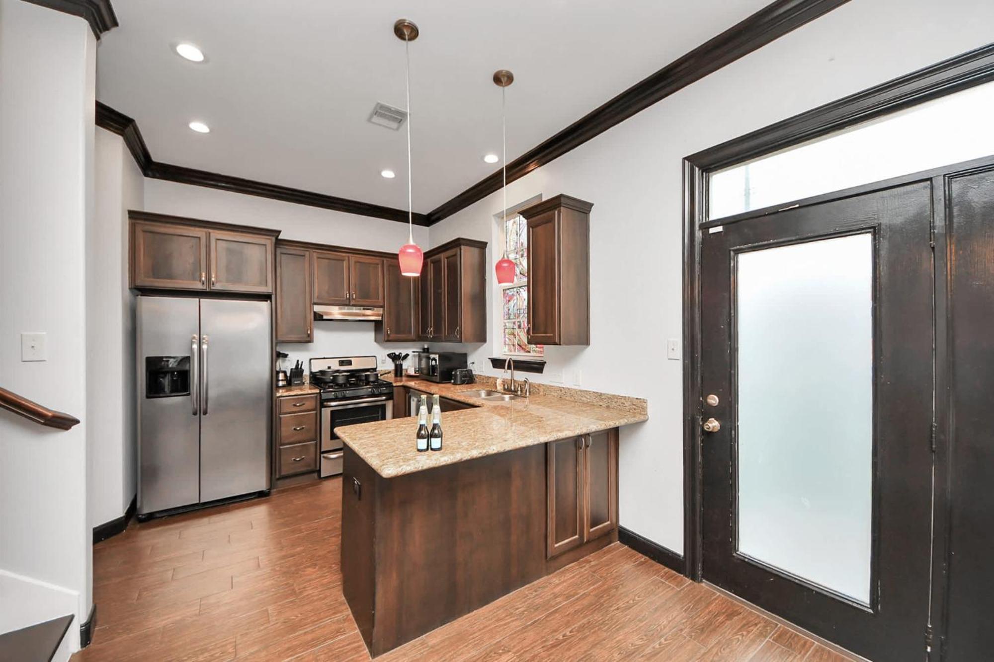 Vibrant Vegas Vibes - Hot Tub & Games - Perfect 4 Family & Groups Holiday home *