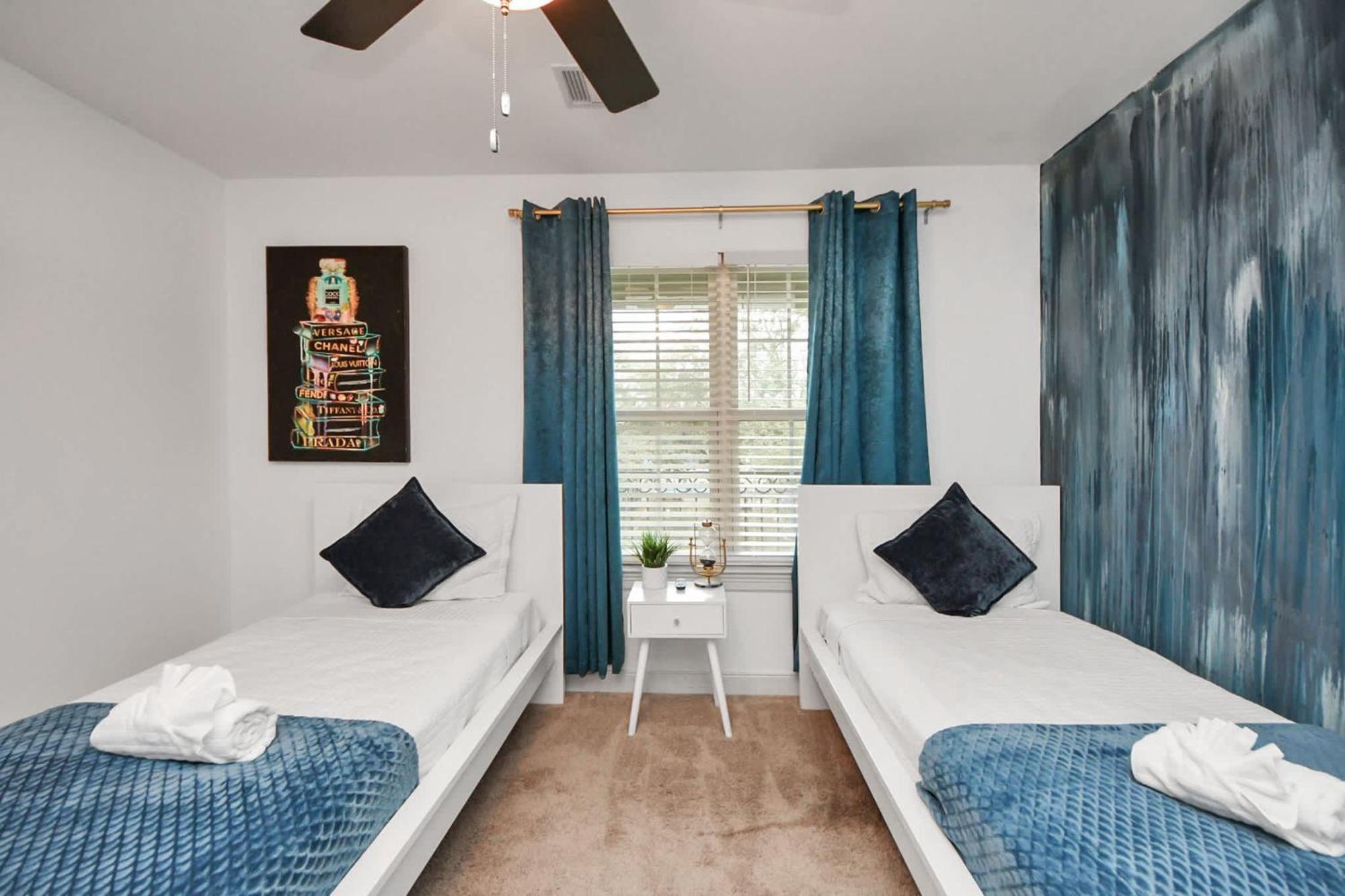 Holiday home Vibrant Vegas Vibes - Hot Tub & Games - Perfect 4 Family & Groups *