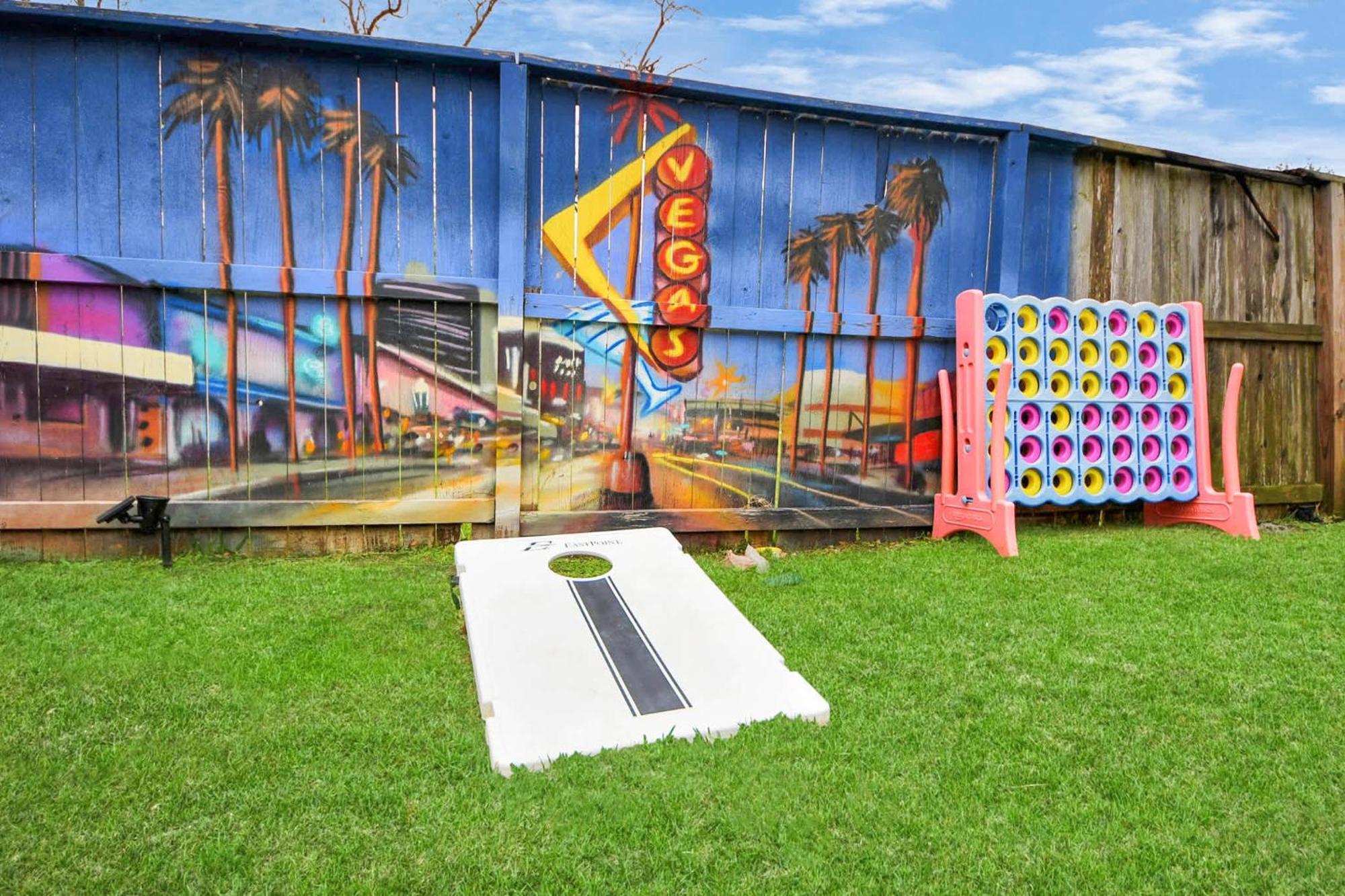 Holiday home Vibrant Vegas Vibes - Hot Tub & Games - Perfect 4 Family & Groups