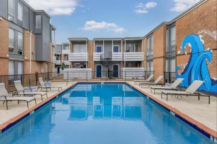 Modern & Stylish Space In The Heart Of Bay Area * Houston