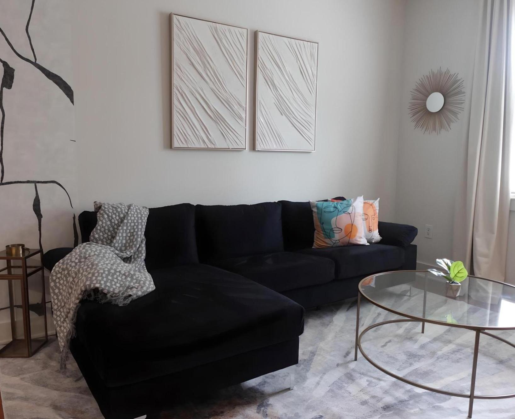 The Downtown Nook A Cozy Urban Escape Apartment Houston