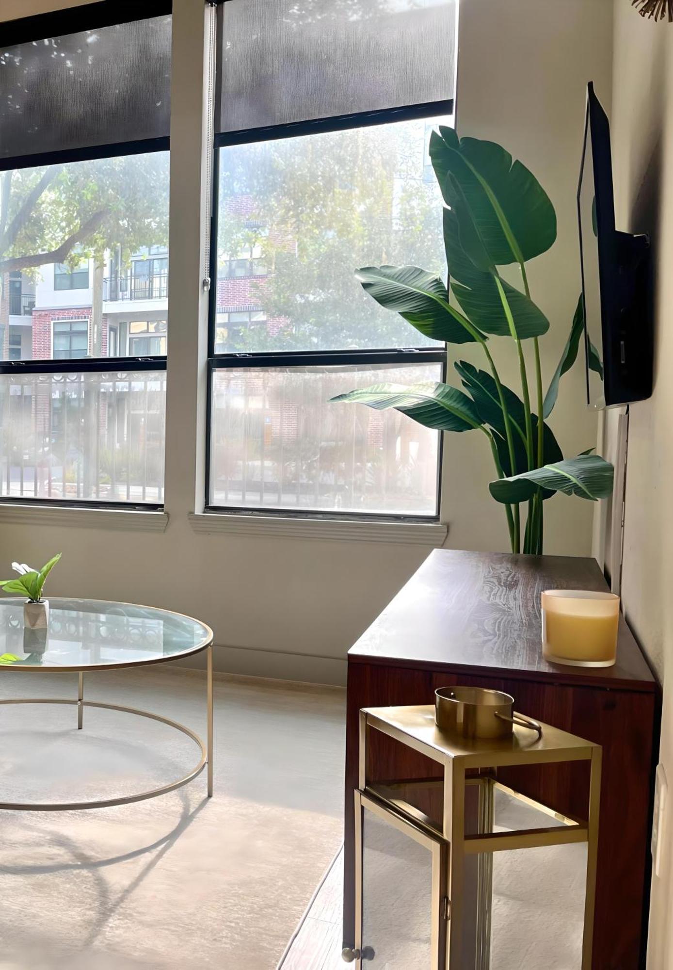 The Downtown Nook A Cozy Urban Escape Houston