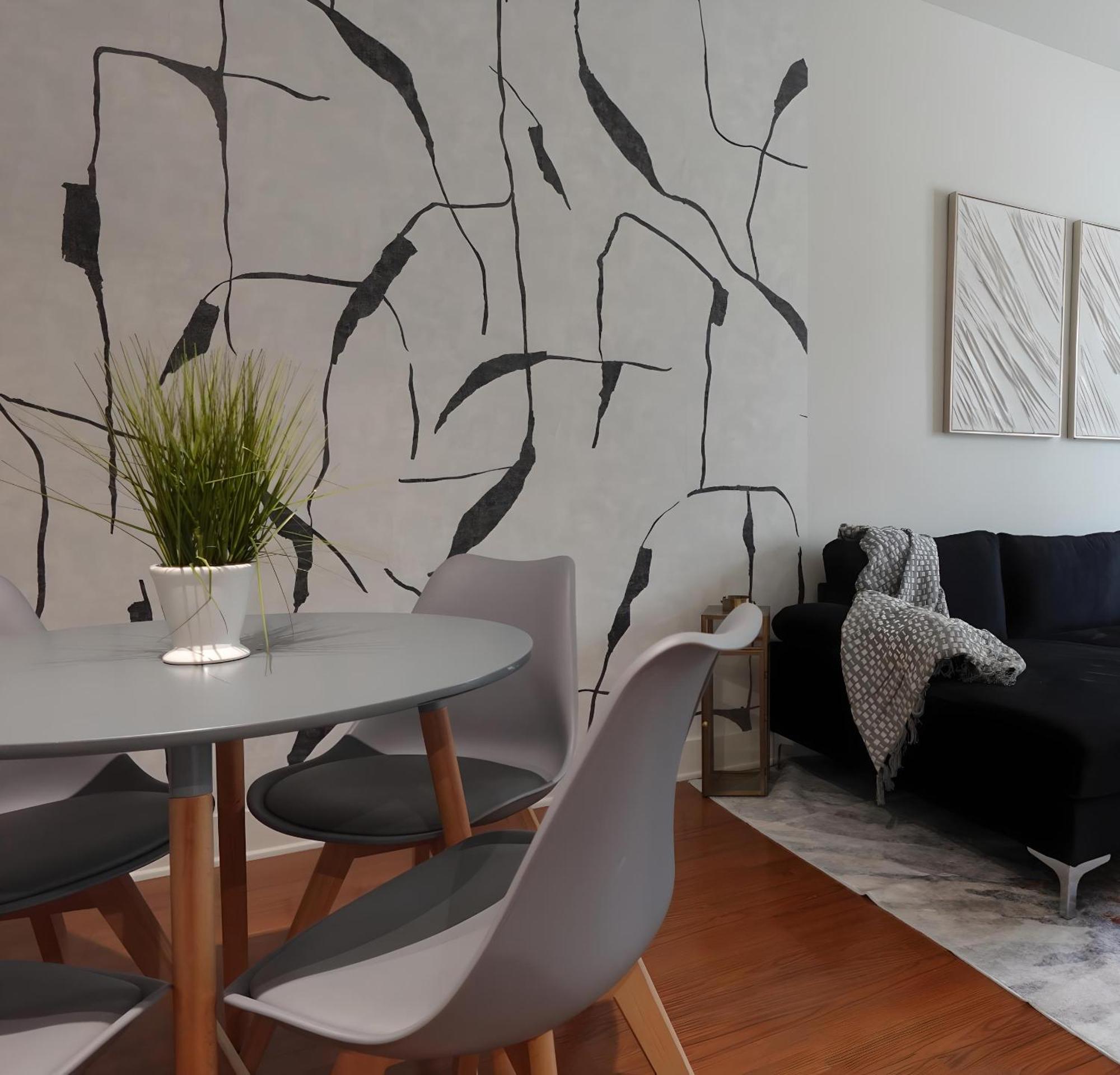 The Downtown Nook A Cozy Urban Escape Apartment *