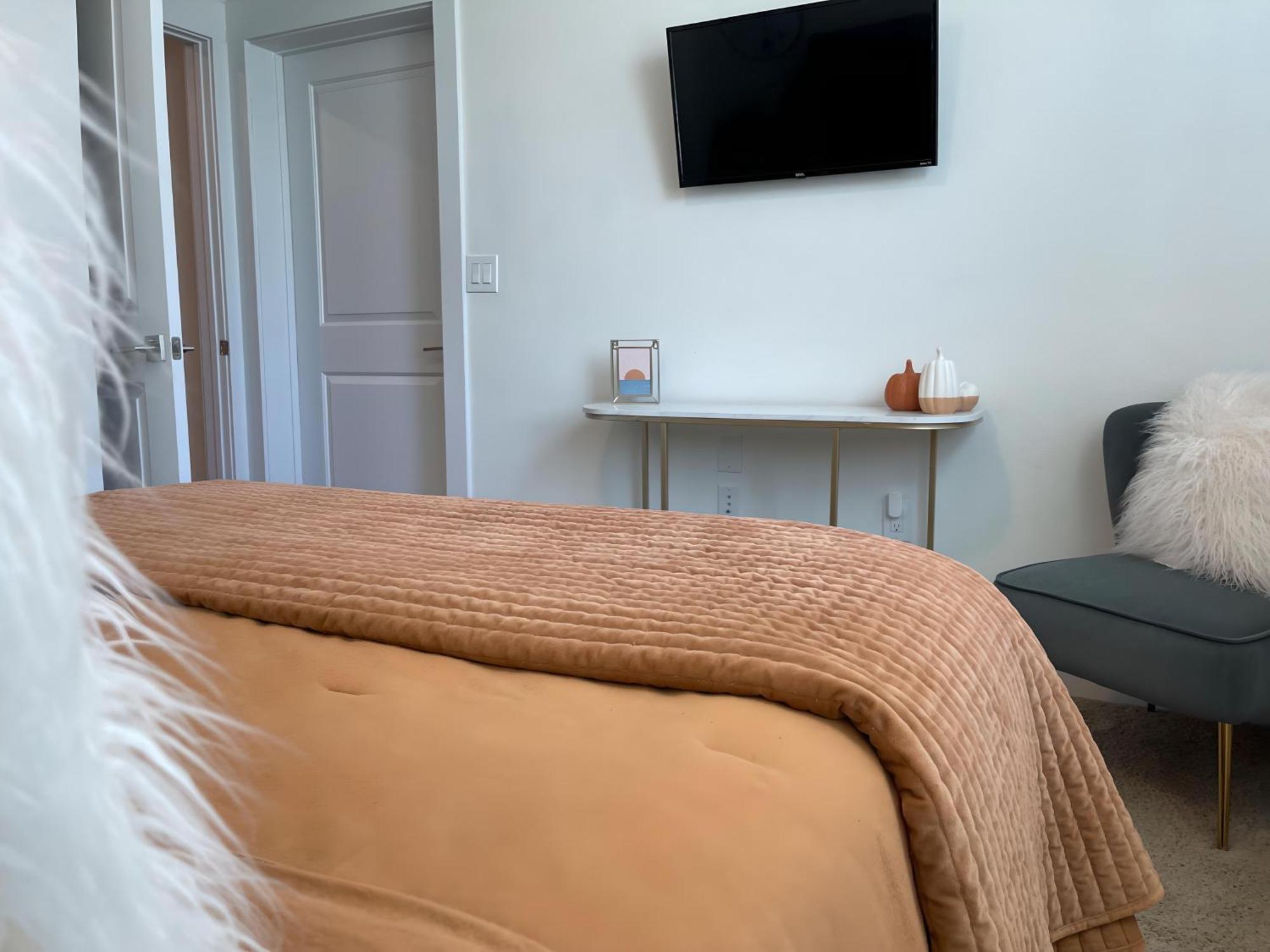 The Downtown Nook A Cozy Urban Escape Apartment Houston