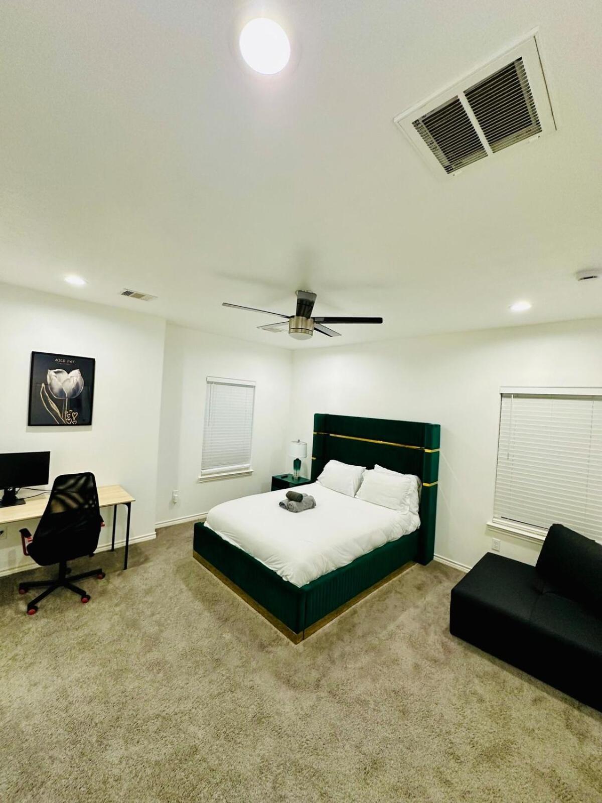 Emerald Homes Luxury - A Nrg, Med Center Houston