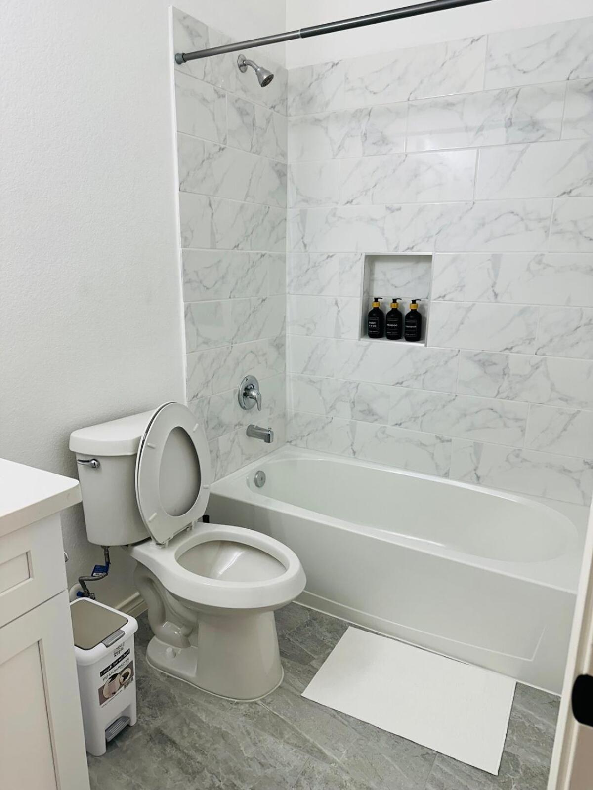 Emerald Homes Luxury - A Nrg, Med Center